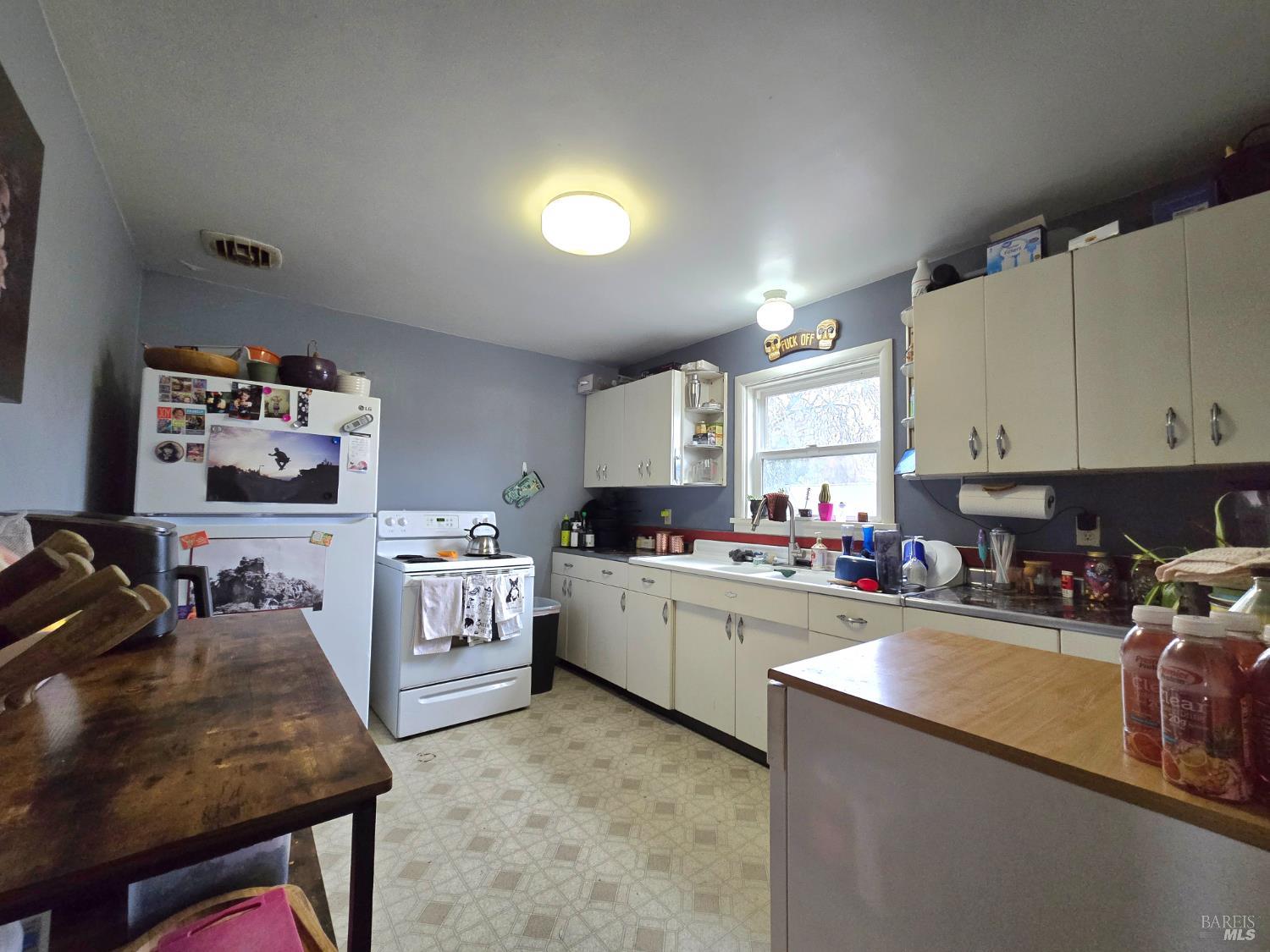 244 S Main Street Willits CA 95490