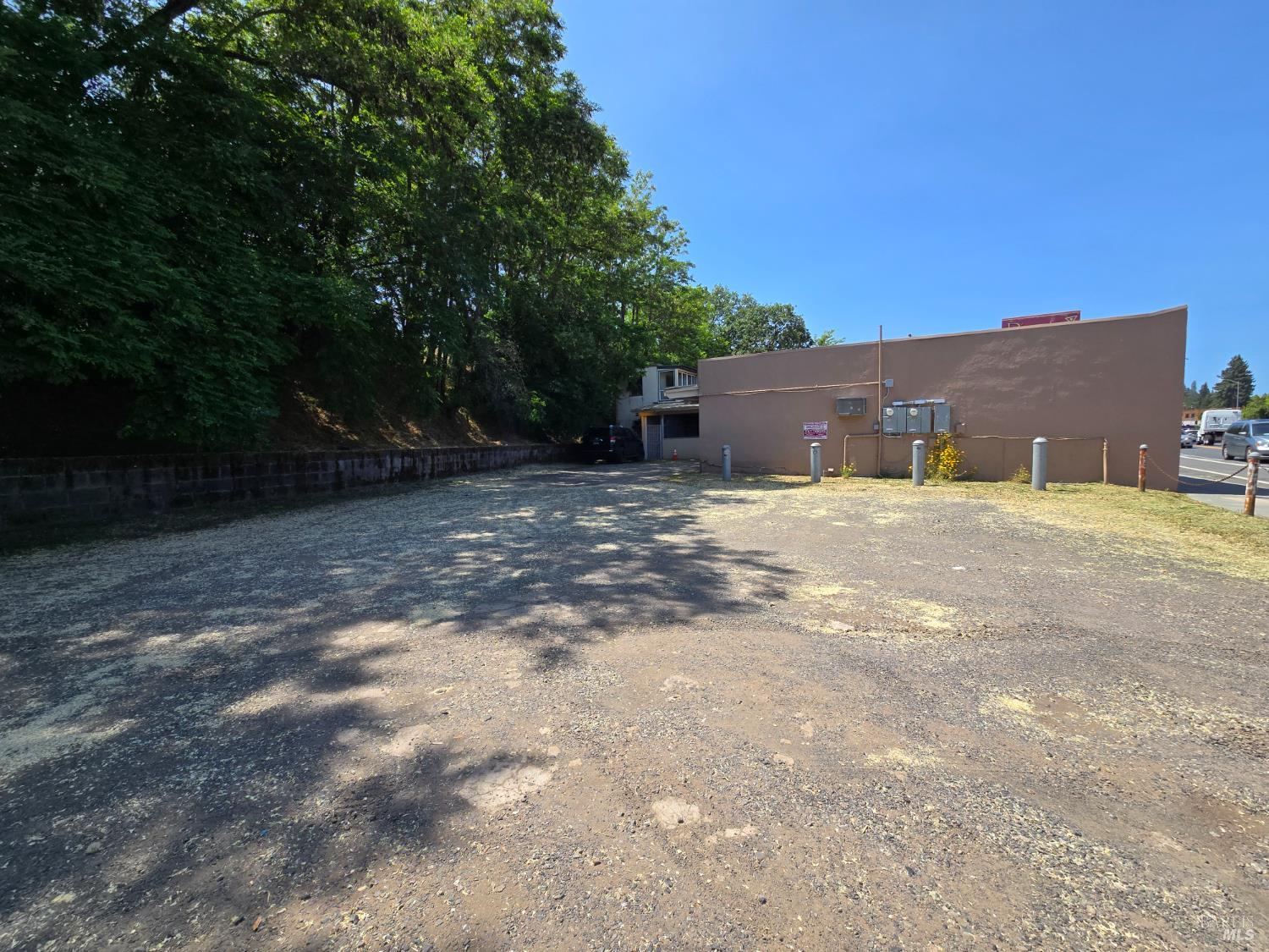 244 S Main Street Willits CA 95490