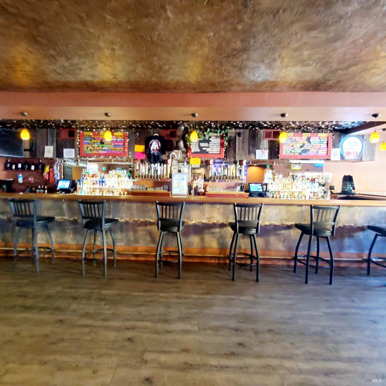 244 S Main Street Willits CA 95490