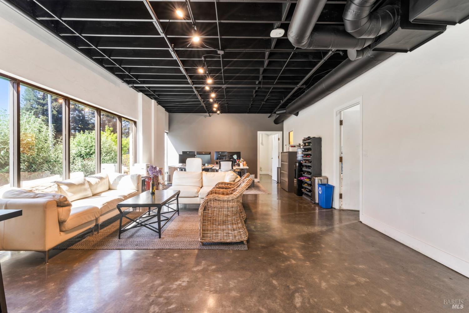 962 Kaiser Road Napa CA 94558