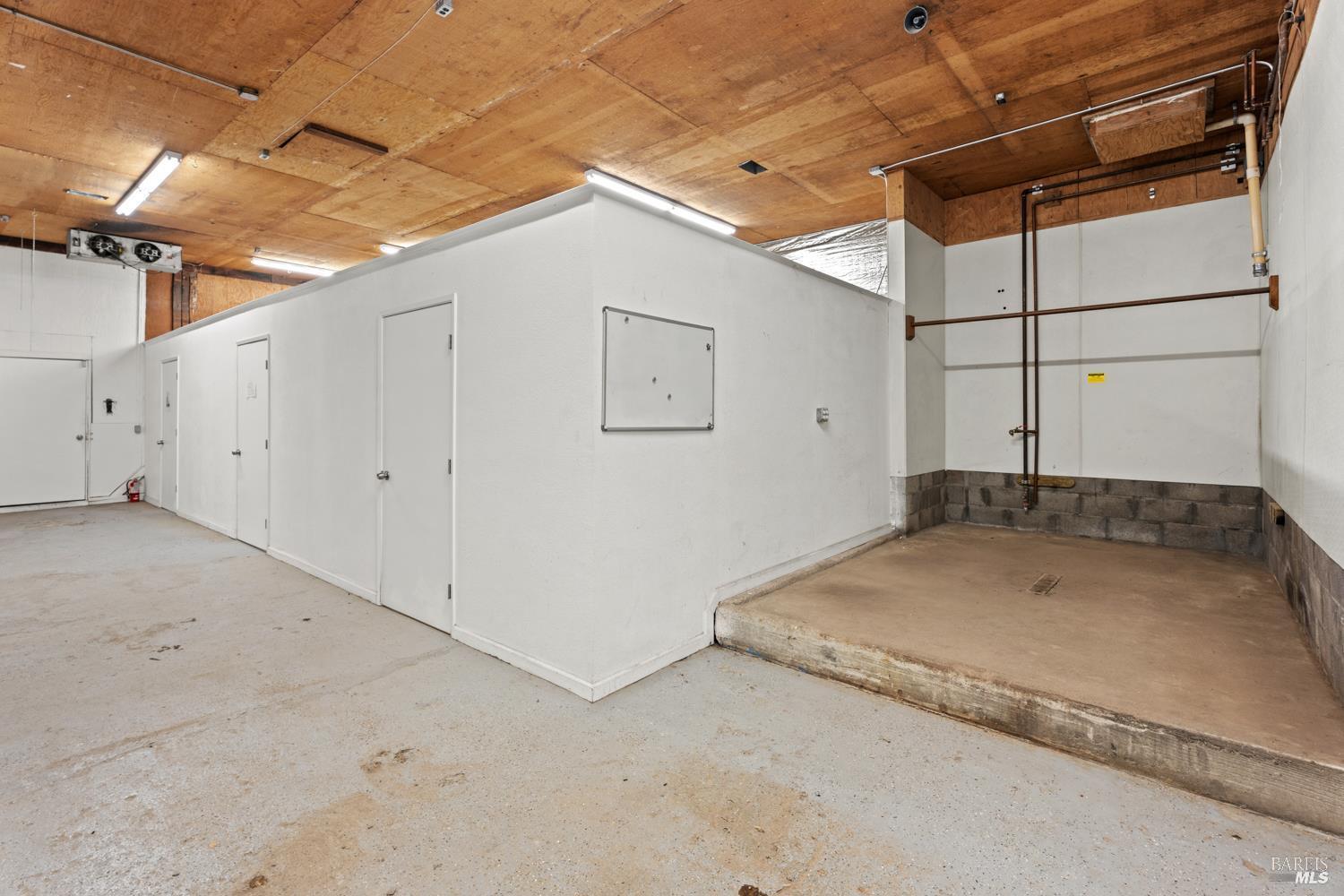 13325 S Highway 101 Hopland CA 95449