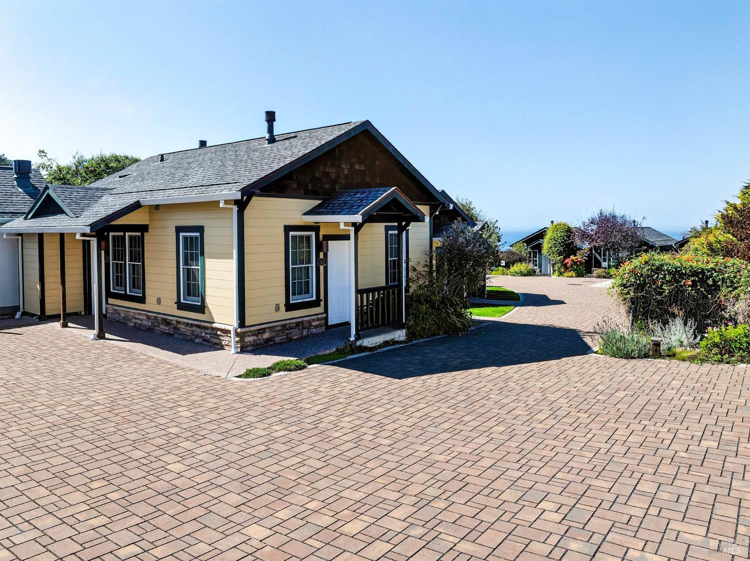 5926 S Ca-1 Highway Elk CA 95432