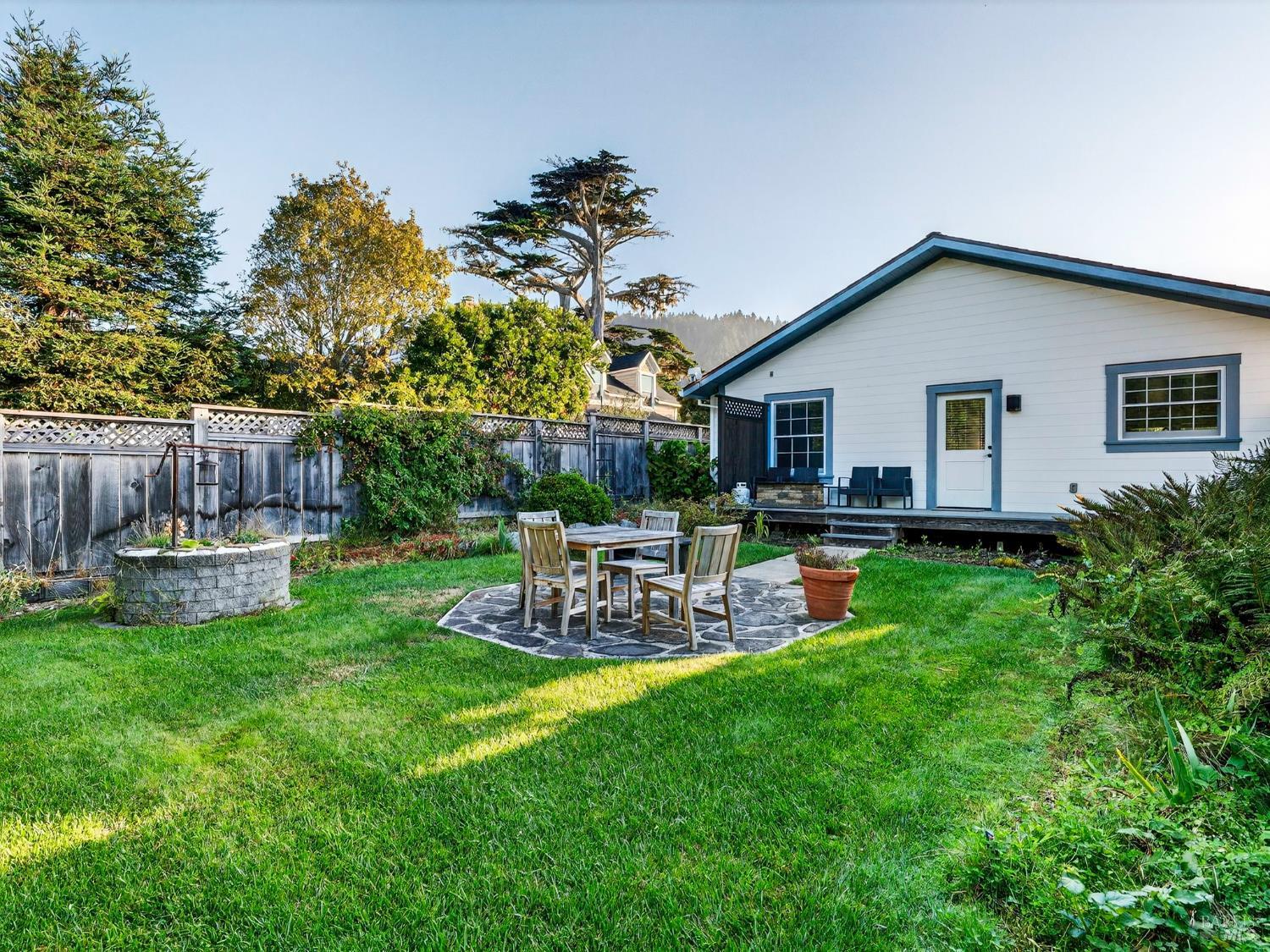 5926 S Ca-1 Highway Elk CA 95432