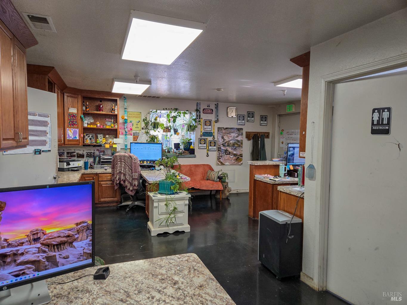 4300 N State Street Ukiah CA 95482