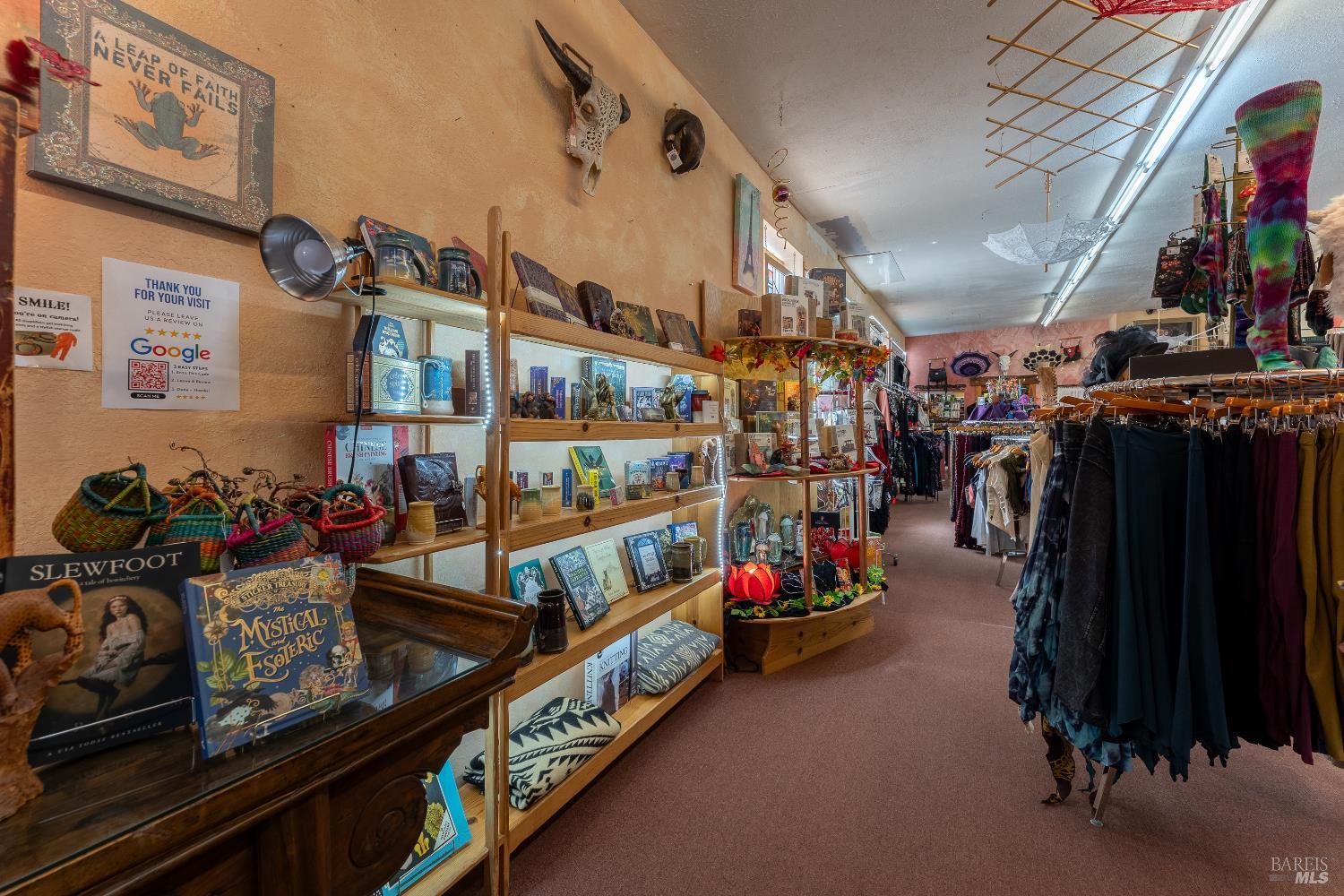 38 S Main Street Willits CA 95490
