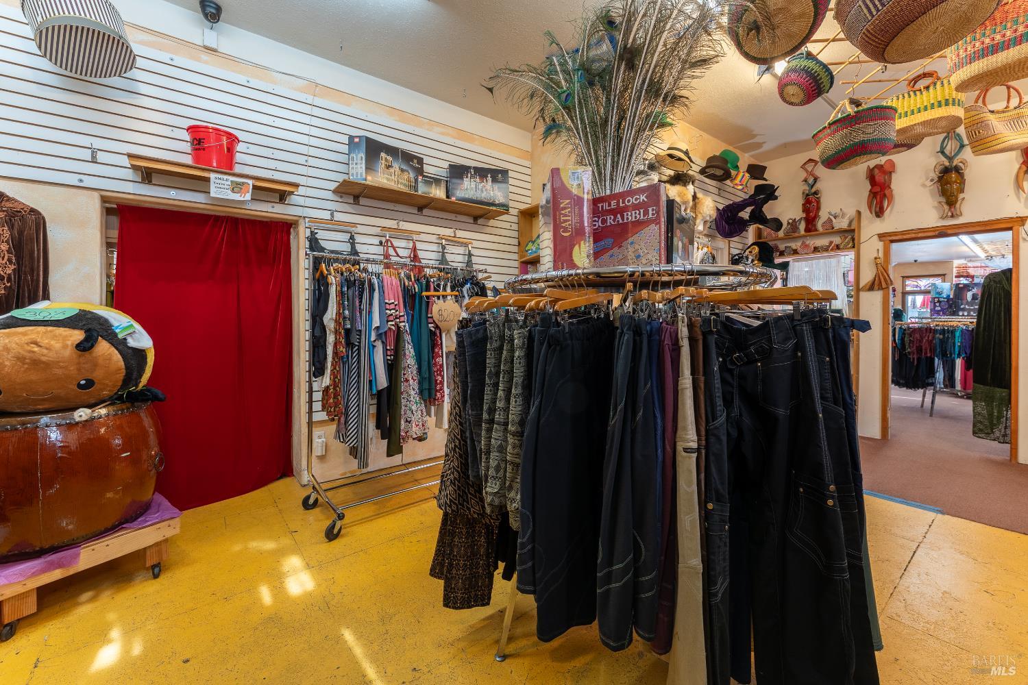 38 S Main Street Willits CA 95490