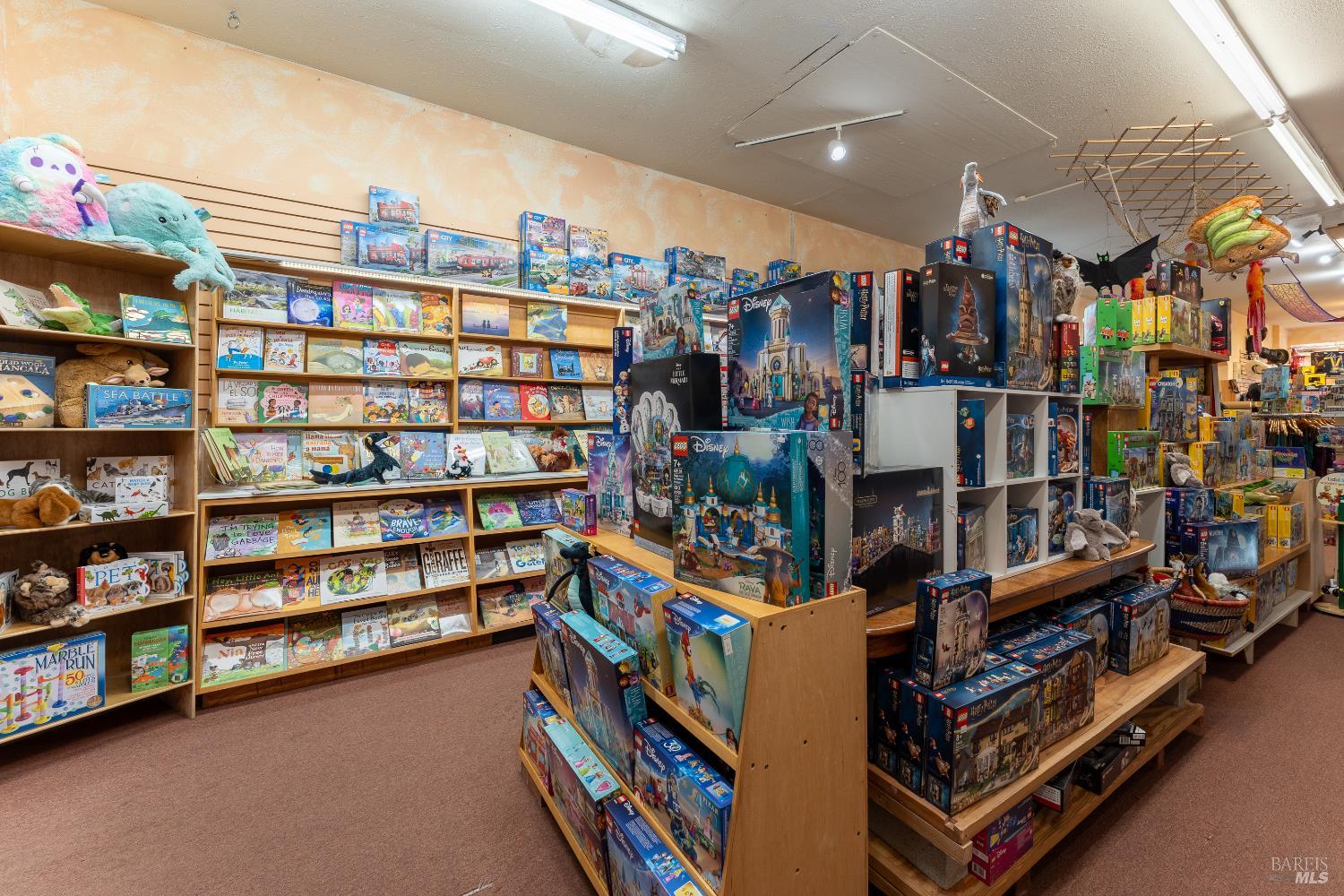 38 S Main Street Willits CA 95490