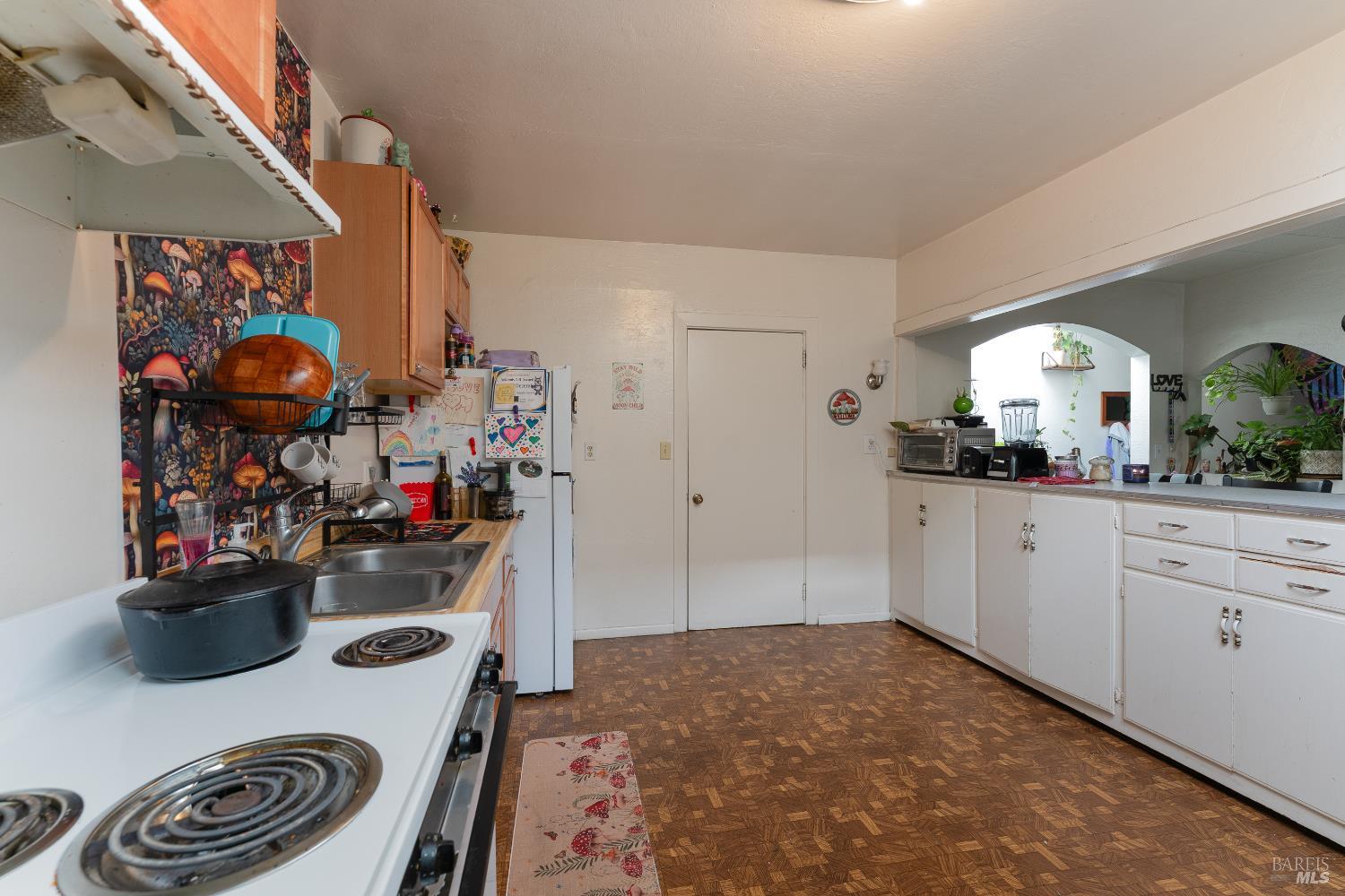 38 S Main Street Willits CA 95490