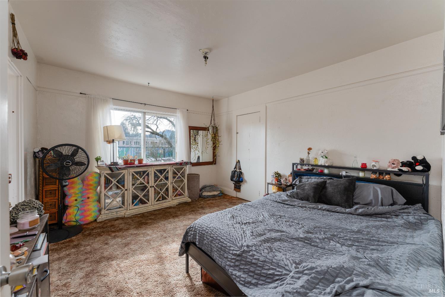 38 S Main Street Willits CA 95490