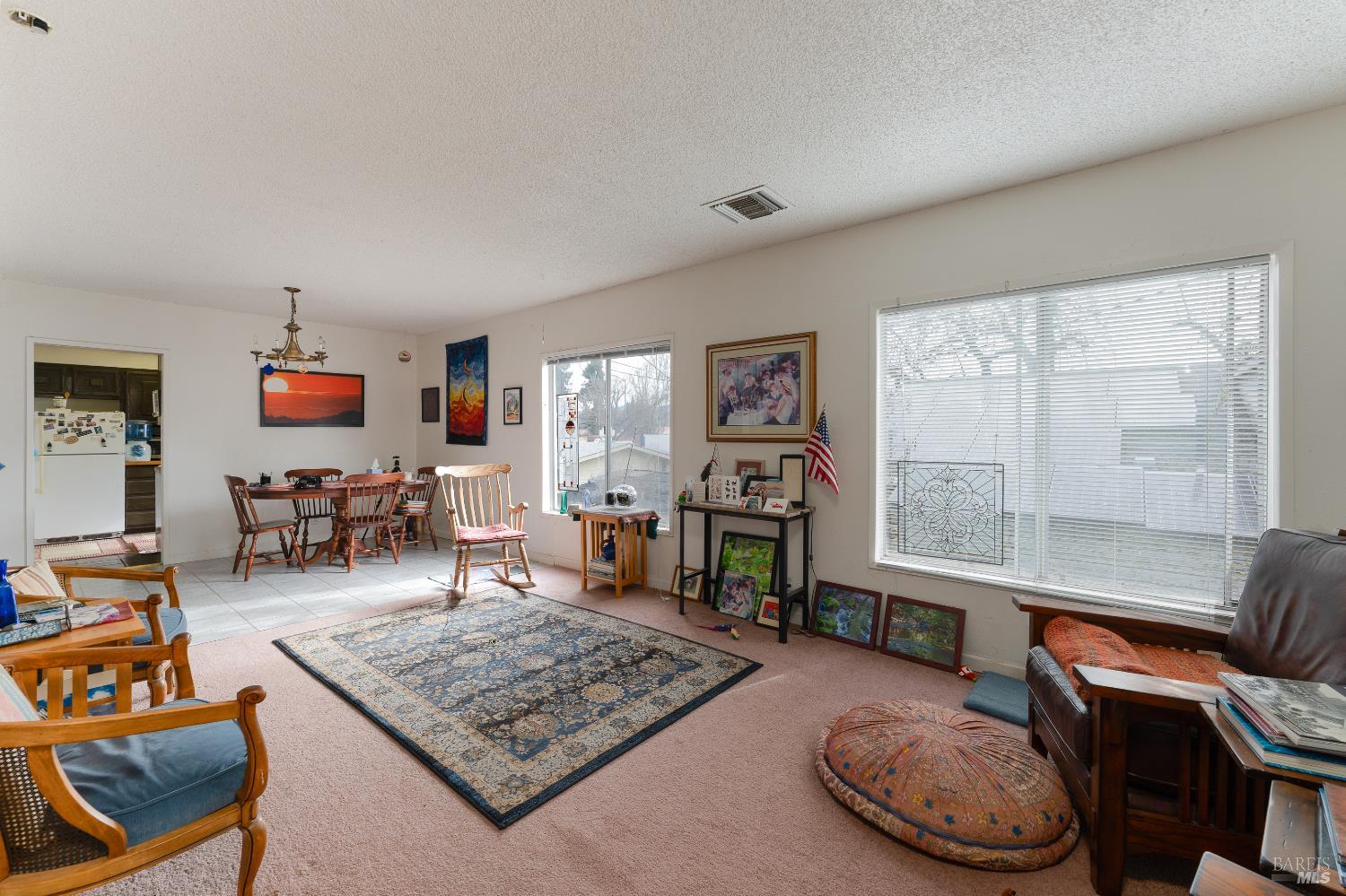 38 S Main Street Willits CA 95490