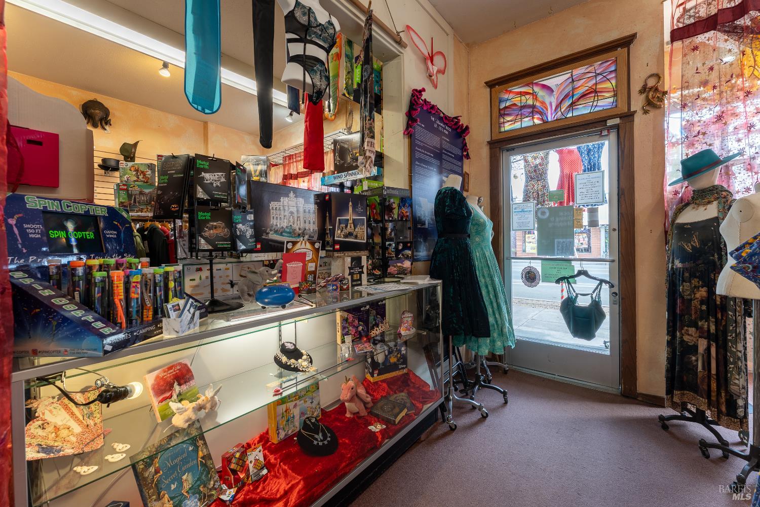 38 S Main Street Willits CA 95490