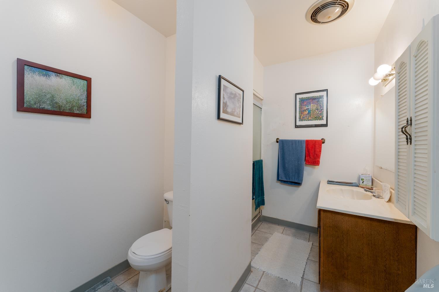 38 S Main Street Willits CA 95490