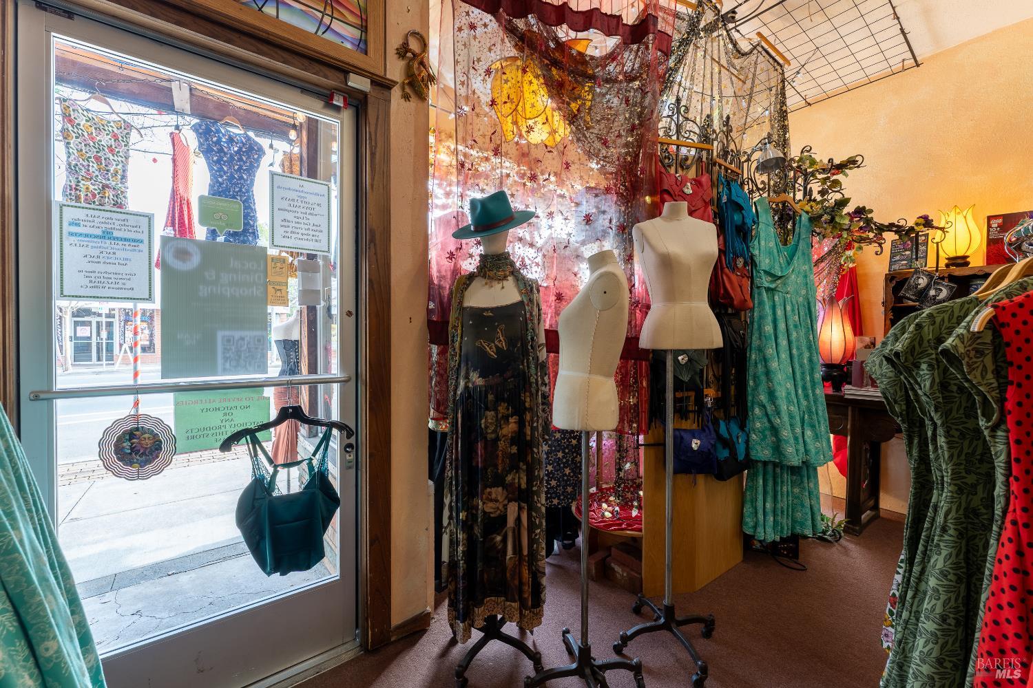 38 S Main Street Willits CA 95490