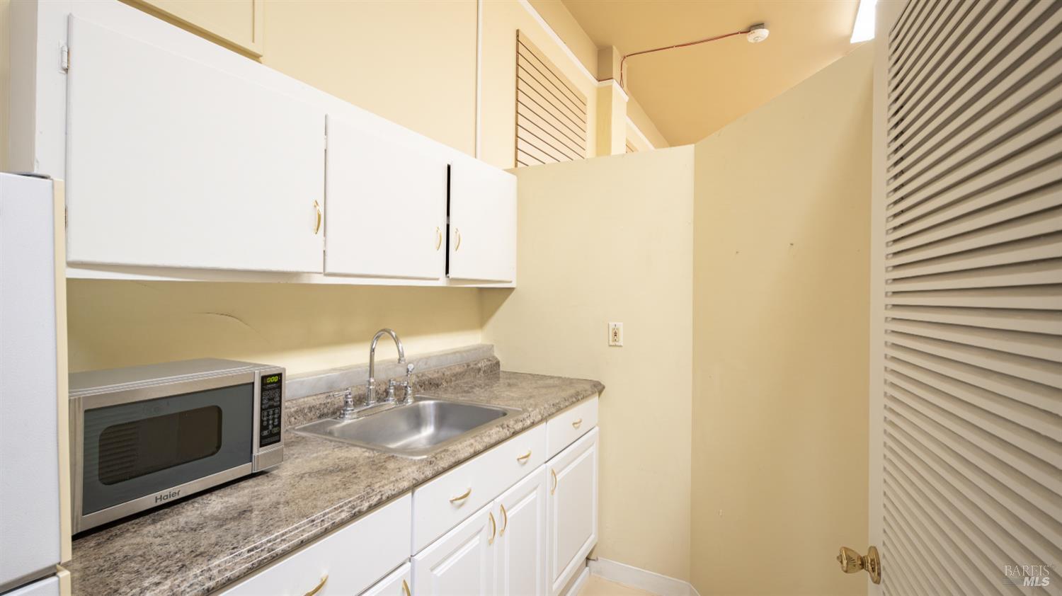 1711 Sonoma Boulevard Vallejo CA 94590