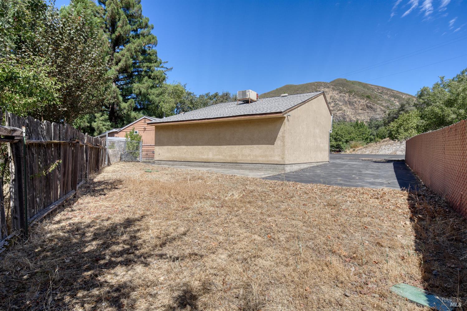5147 W State Highway 20 Highway Upper Lake CA 95485