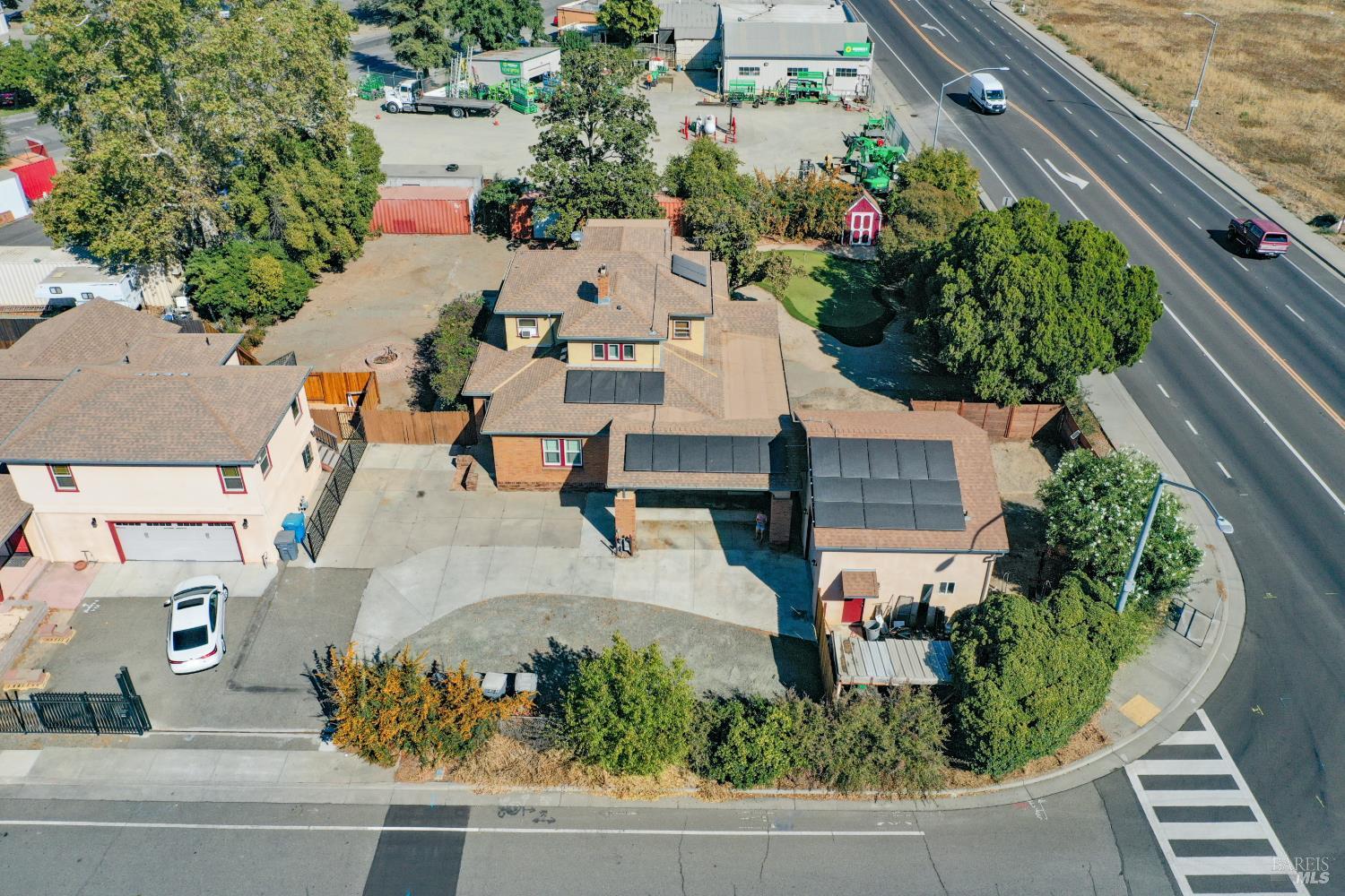 811 N First Street Dixon CA 95620