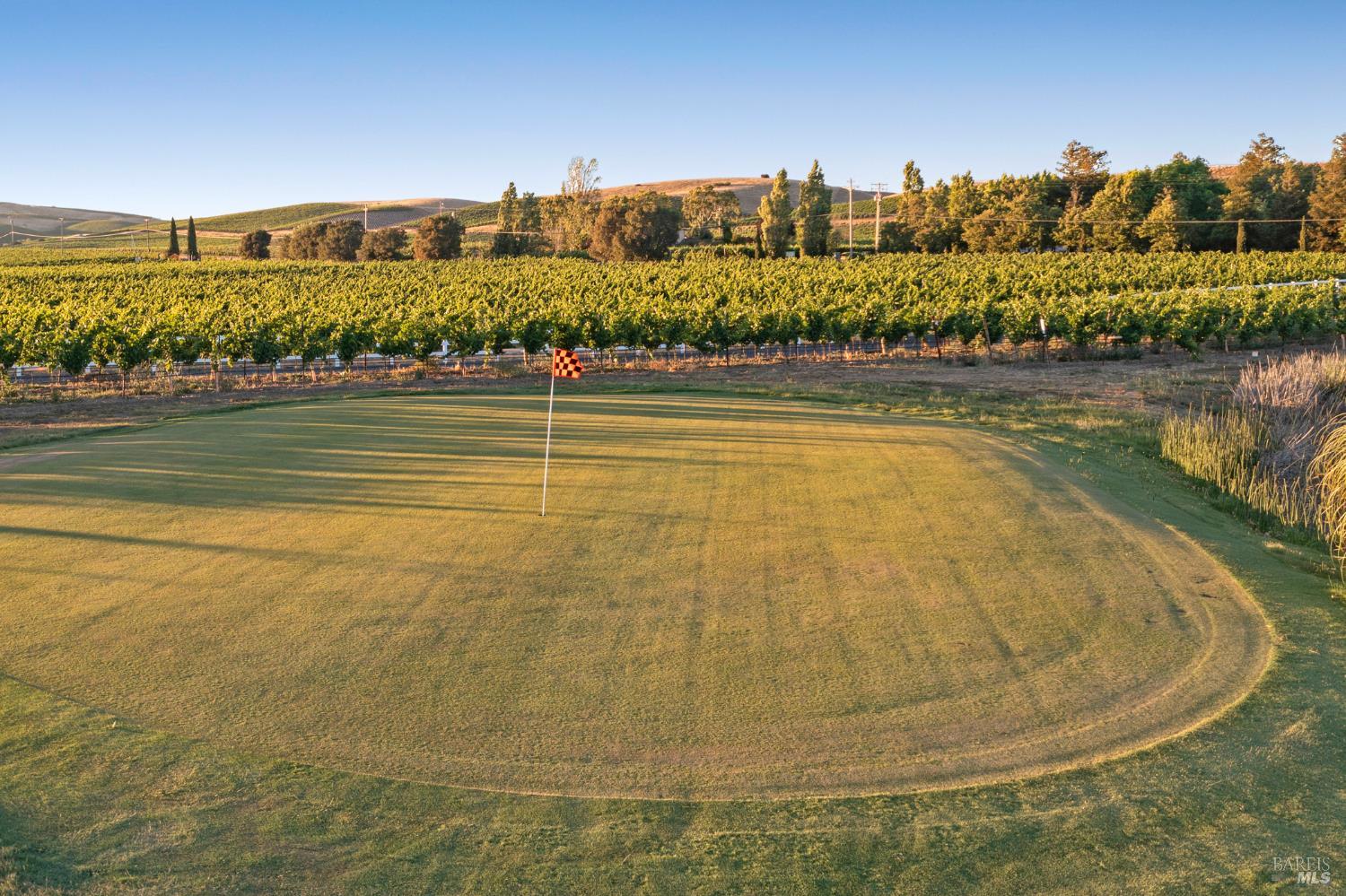 1129 Dealy Lane Napa CA 94559