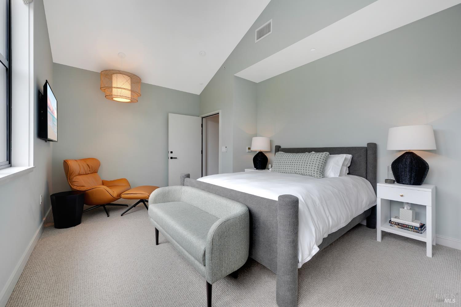 1129 Dealy Lane Napa CA 94559