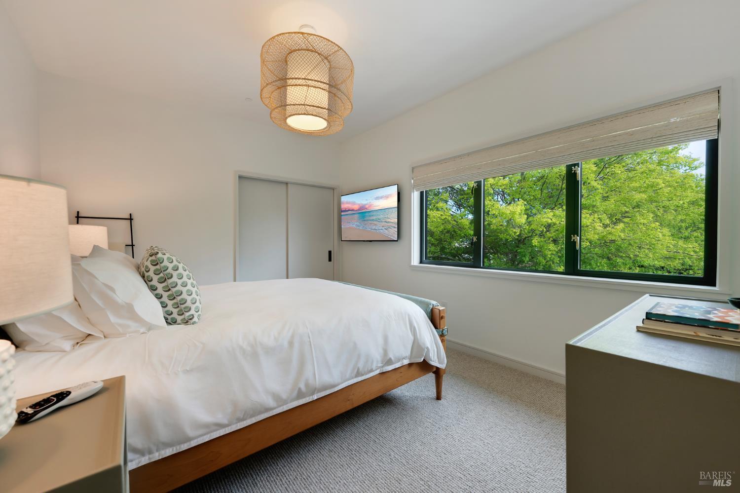 1129 Dealy Lane Napa CA 94559