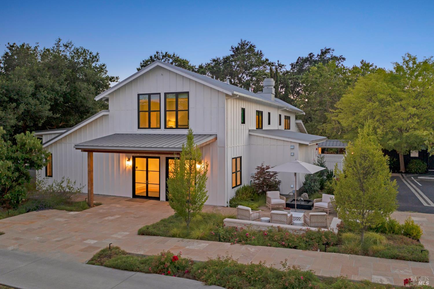 1129 Dealy Lane Napa CA 94559