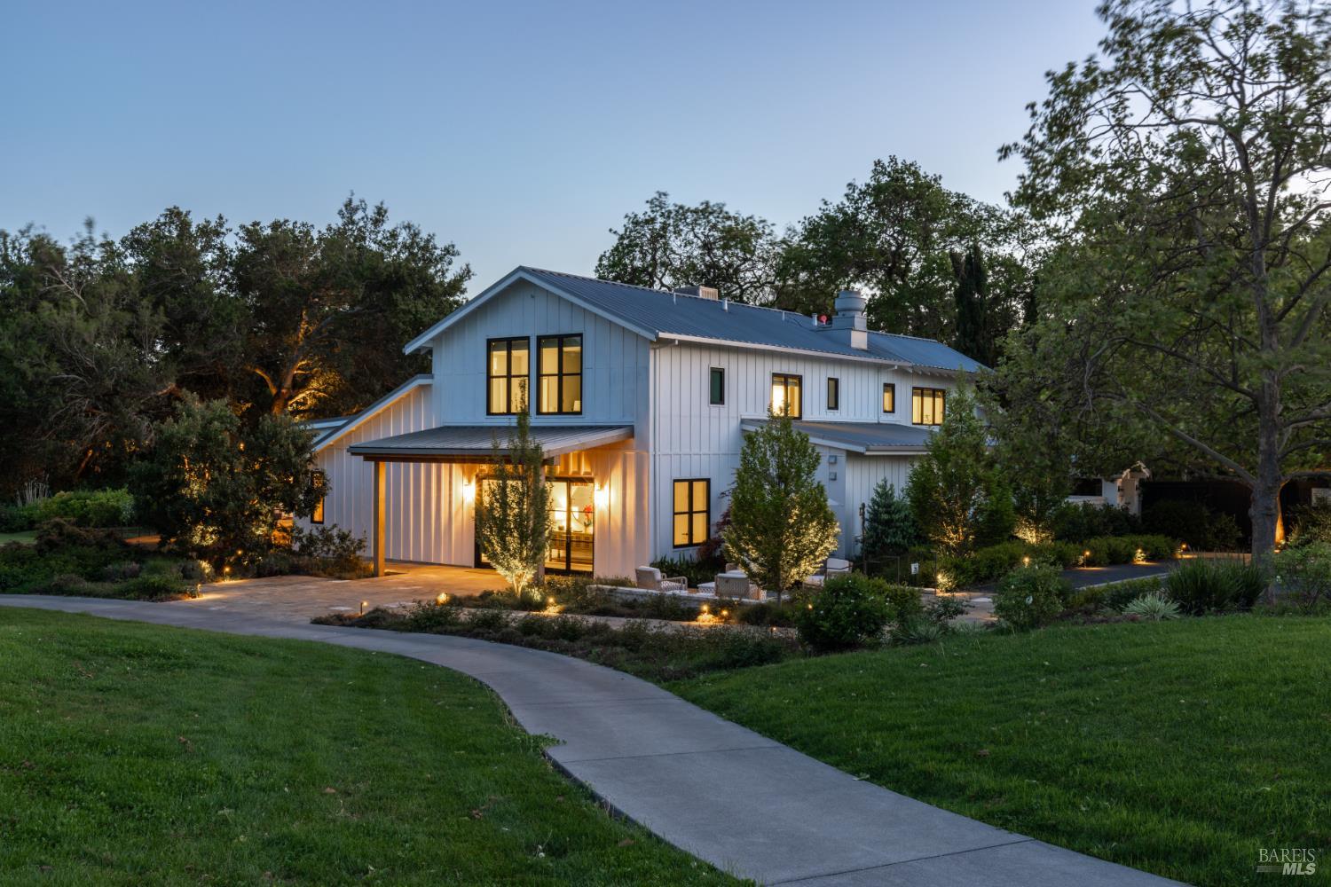 1129 Dealy Lane Napa CA 94559