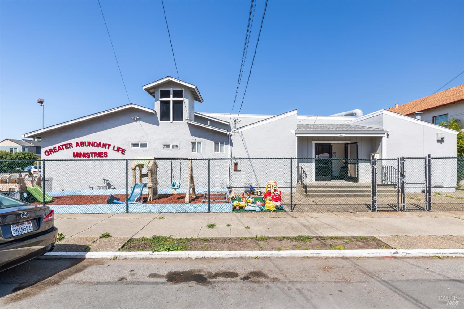 671 9th Street Richmond CA 94801
