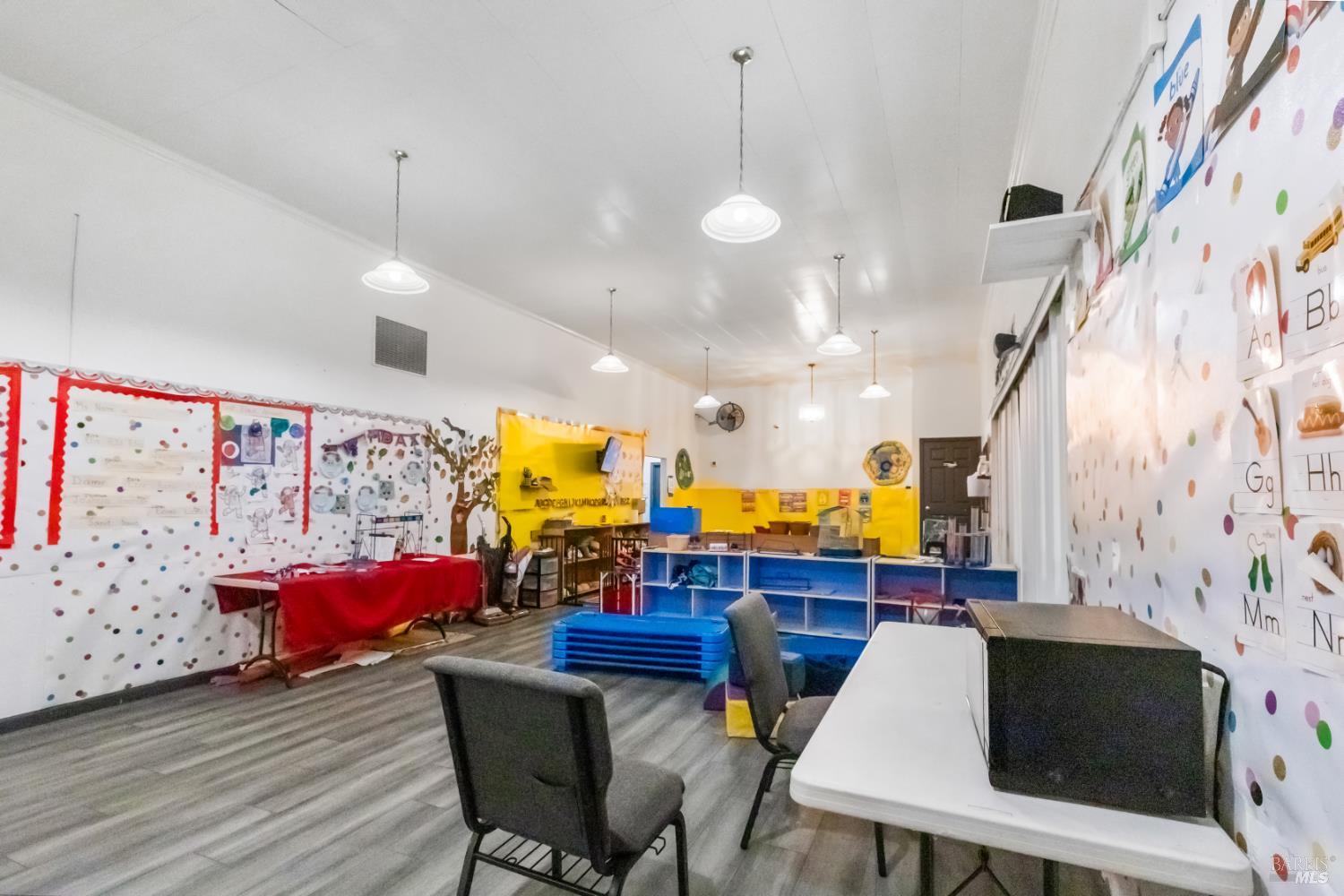 671 9th Street Richmond CA 94801