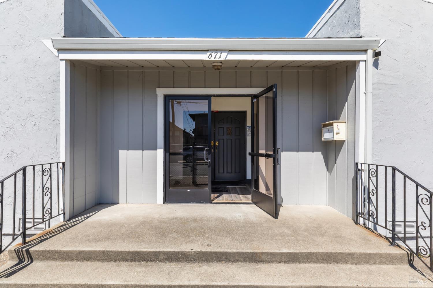 671 9th Street Richmond CA 94801