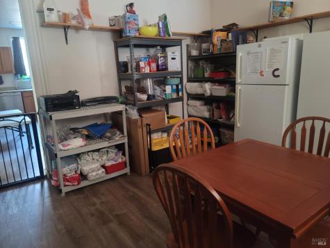 530 N Cloverdale Boulevard Cloverdale CA 95425