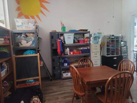 530 N Cloverdale Boulevard Cloverdale CA 95425