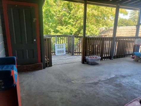 530 N Cloverdale Boulevard Cloverdale CA 95425