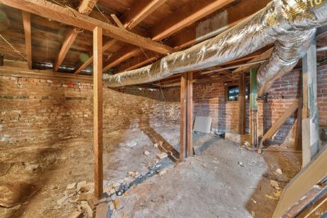 530 N Cloverdale Boulevard Cloverdale CA 95425