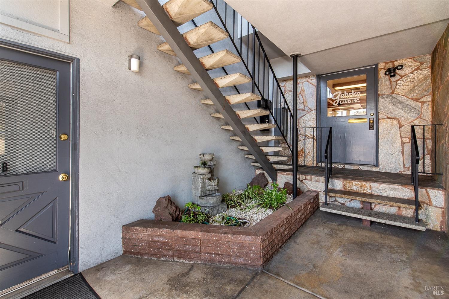 451 College Avenue Santa Rosa CA 95401