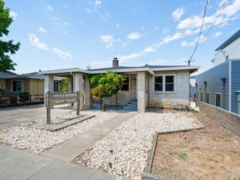 805 Healdsburg Avenue Healdsburg CA 95448