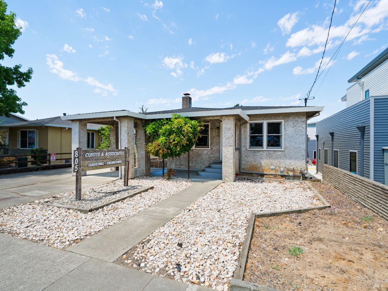 805 Healdsburg Avenue Healdsburg CA 95448