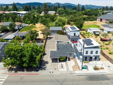 805 Healdsburg Avenue Healdsburg CA 95448