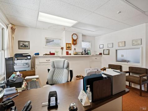 805 Healdsburg Avenue Healdsburg CA 95448