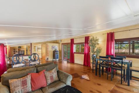 5186-5220 Highway 116 Highway S Sebastopol CA 95472