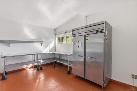 5186-5220 Highway 116 Highway S Sebastopol CA 95472