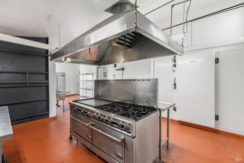 5186-5220 Highway 116 Highway S Sebastopol CA 95472