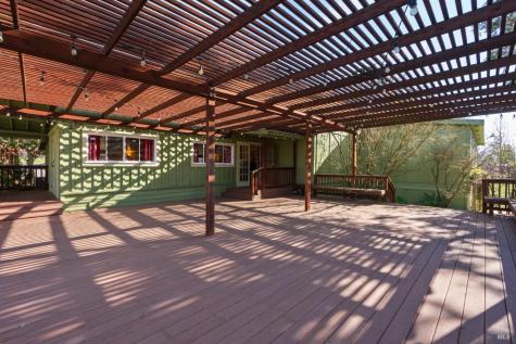 5186-5220 Highway 116 Highway S Sebastopol CA 95472