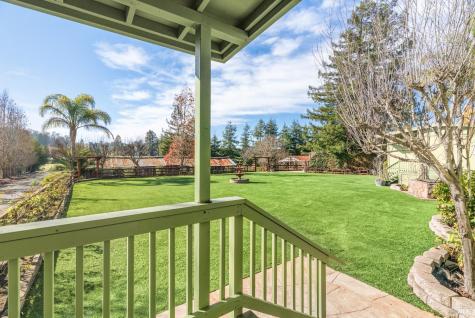 5186-5220 Highway 116 Highway S Sebastopol CA 95472