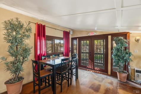 5186-5220 Highway 116 Highway S Sebastopol CA 95472