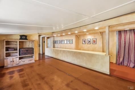 5186-5220 Highway 116 Highway S Sebastopol CA 95472