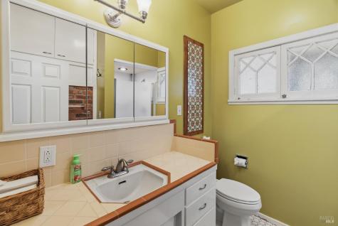 5186-5220 Highway 116 Highway S Sebastopol CA 95472