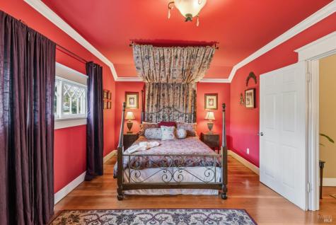 5186-5220 Highway 116 Highway S Sebastopol CA 95472