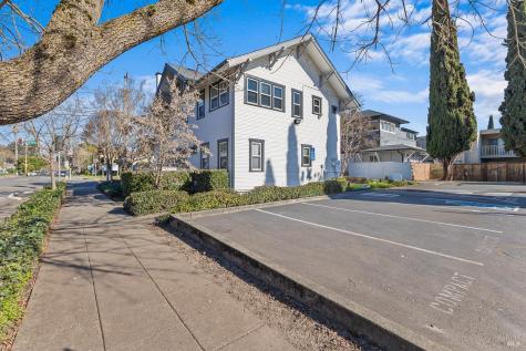 700 College Avenue Santa Rosa CA 95404