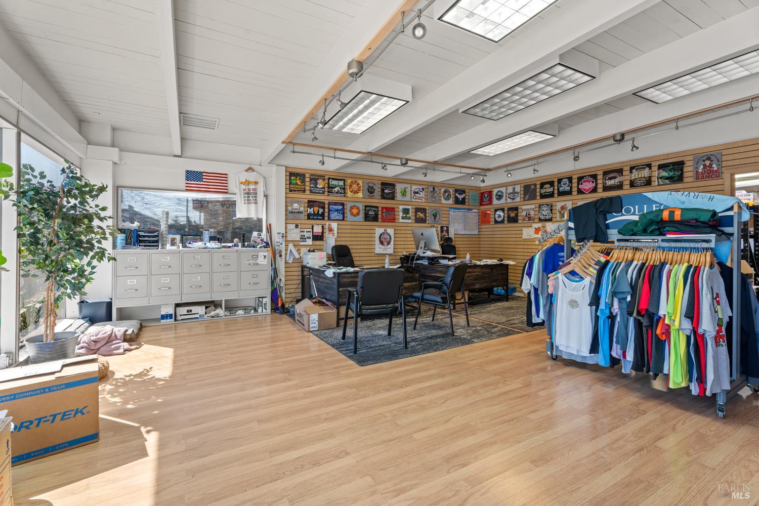 1178-1198 N State Street Ukiah CA 95482