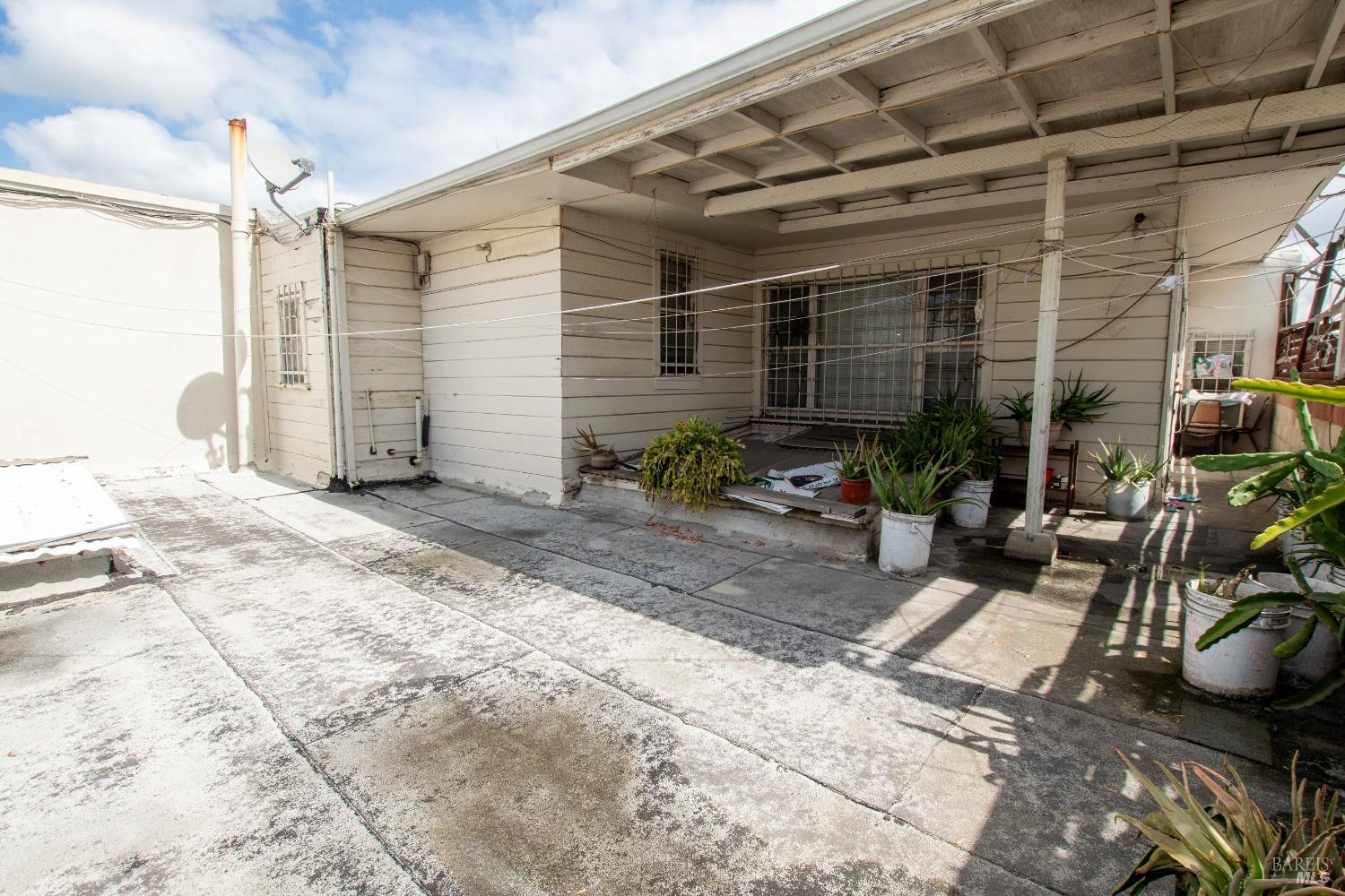 2811 Havenscourt Boulevard Oakland CA 94605