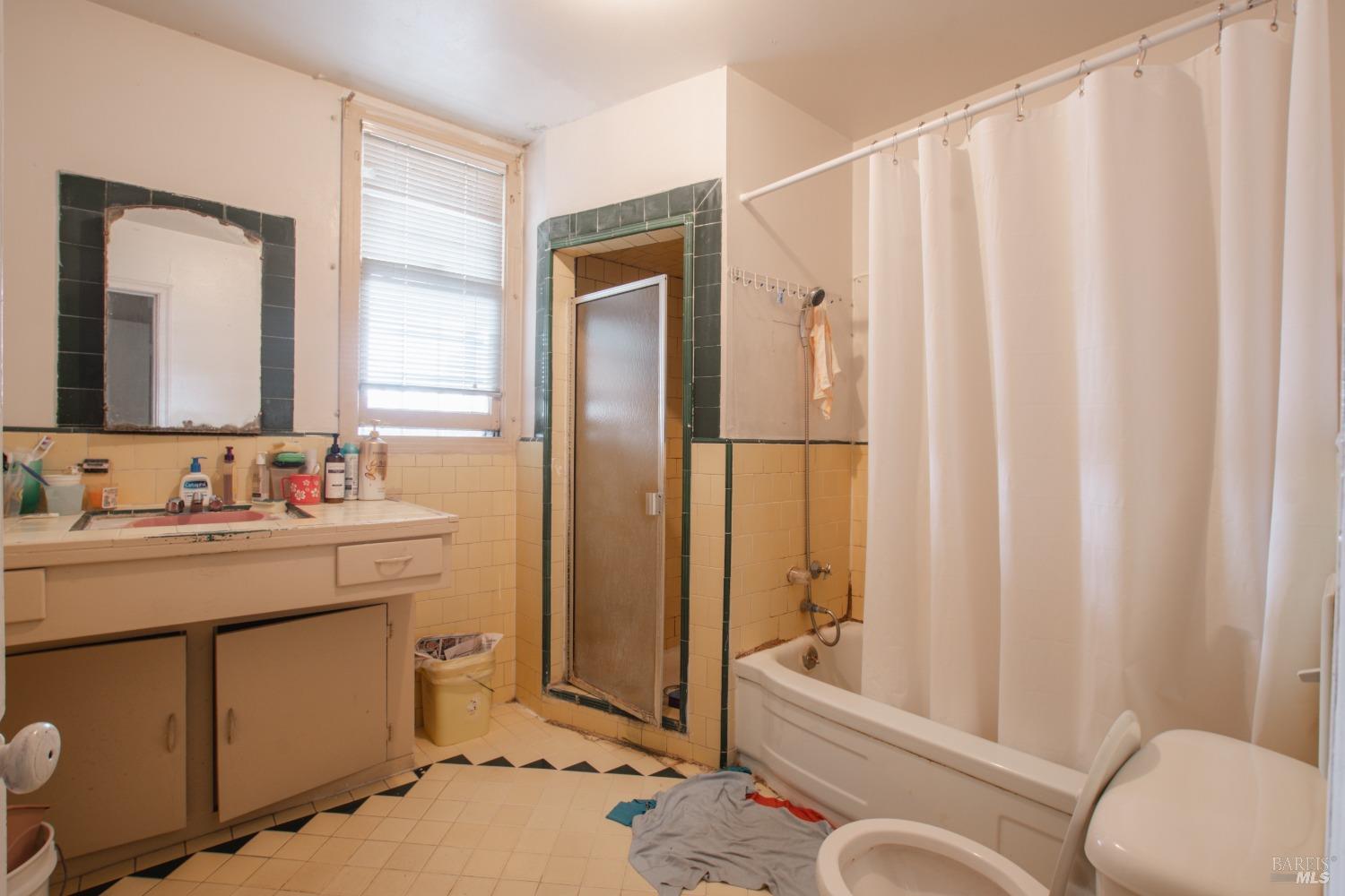 2811 Havenscourt Boulevard Oakland CA 94605